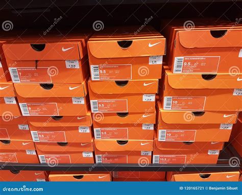 nike herren orange|Nike Factory Stores.